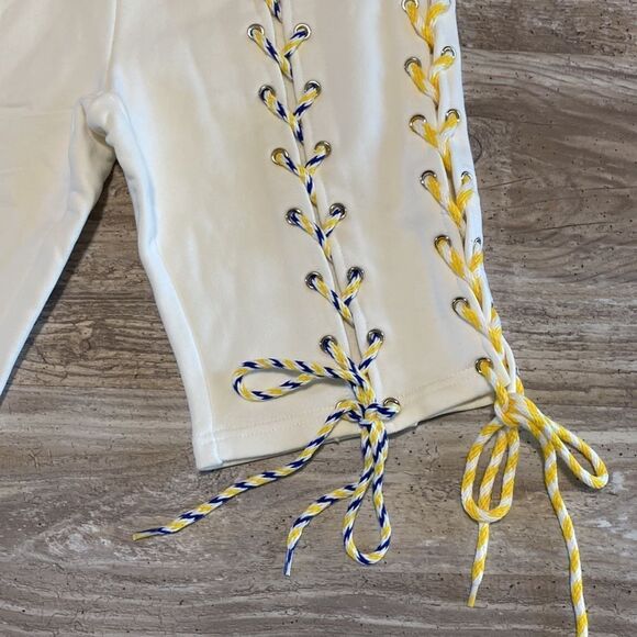 Akira Ready When You Are Lace Up Biker Short Ivory Women’s Size Small - Picture 2 of 6